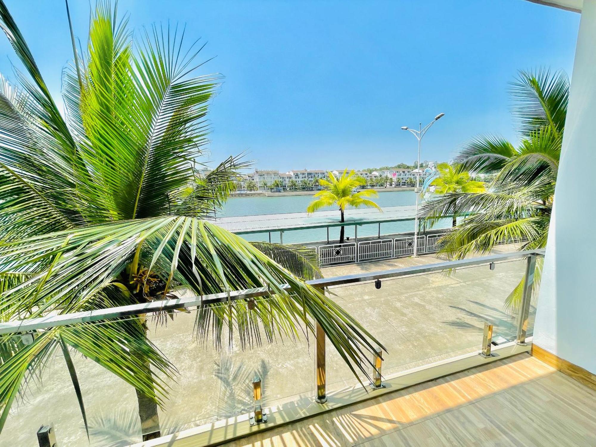 Tuan Chau Havana Hotel Ha Long Esterno foto